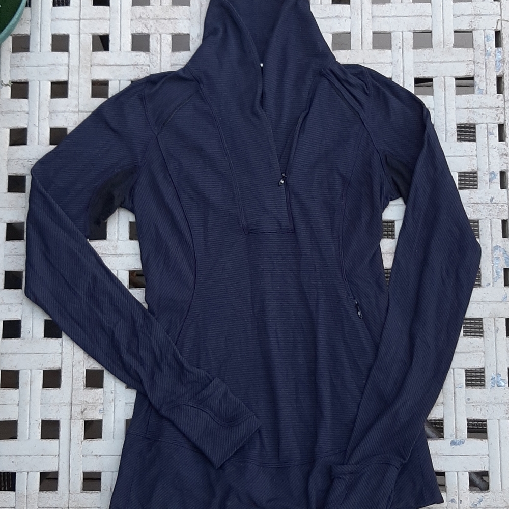 Lululemon Long sleeve top